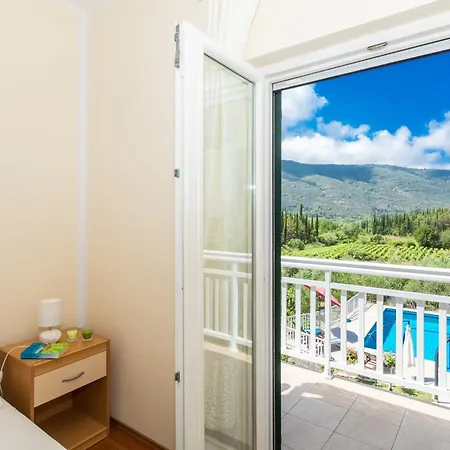 Petra Villa *