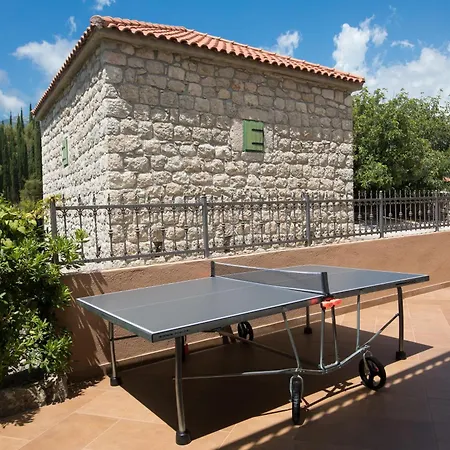 Villa Petra *